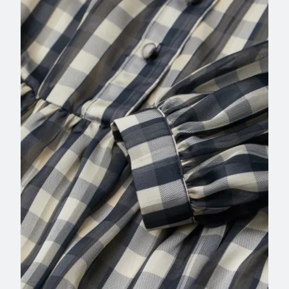H&M dress long sleeve wide cut modest button chiffon checked size S oversized - Picture 4 of 4